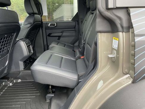 New 2025 Ford Bronco Big Bend w/ Black Diamond Package AWD/4WD image 9