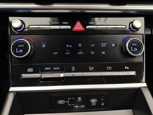 Used 2024 Hyundai Santa Fe SEL image 25