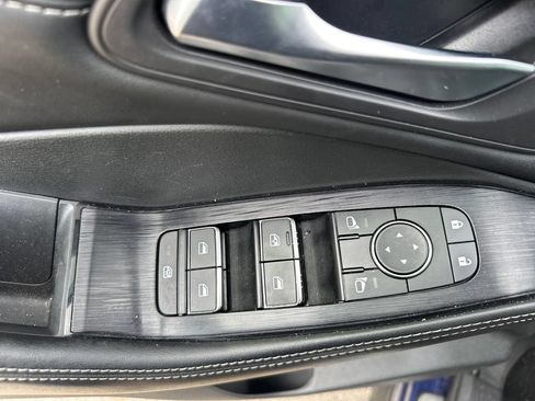 Used 2023 Nissan Rogue SL w/ SL Premium Package FWD image 44