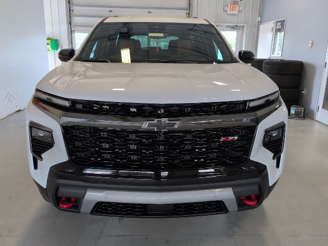 New 2027 Chevrolet Traverse Z71 w/ Enhanced Driving Package AWD/4WD image 8
