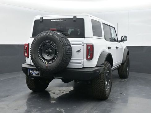 New 2025 Ford Bronco Badlands image 7