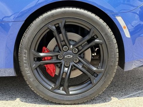 Used 2021 Chevrolet Camaro SS RWD image 51