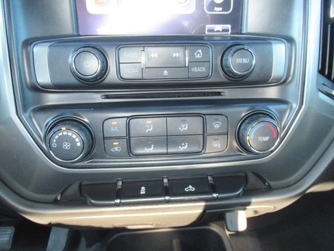 Used 2019 Chevrolet Silverado 1500 LT RWD image 26