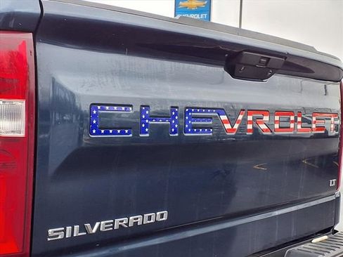 Used 2021 Chevrolet Silverado 1500 LT Trail Boss w/ Bed Protection Package image 25