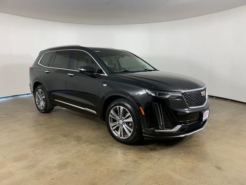 Used 2021 Cadillac XT6 Premium Luxury AWD/4WD image 5