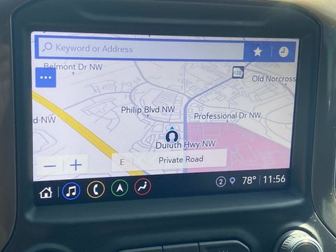 Used 2022 Chevrolet Silverado 2500 High Country w/ LPO, Hitch Package image 32