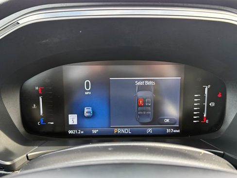 Certified 2024 Ford Escape ST-Line w/ Tech Pack #1 AWD/4WD image 17