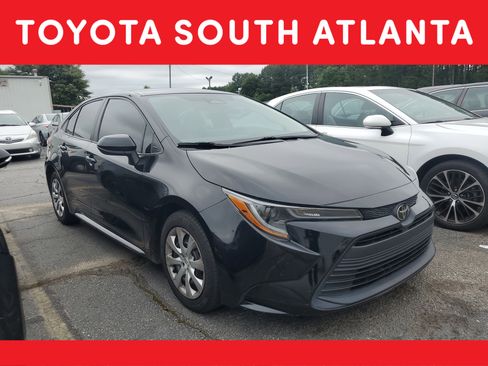 Used 2023 Toyota Corolla LE FWD image 1