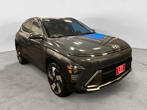 Used 2024 Hyundai Kona Limited AWD/4WD image 8
