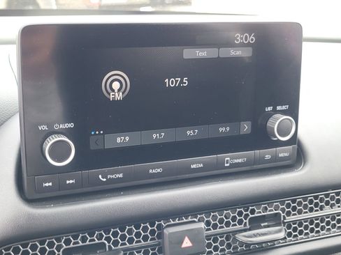 Used 2024 Honda HR-V Sport image 15