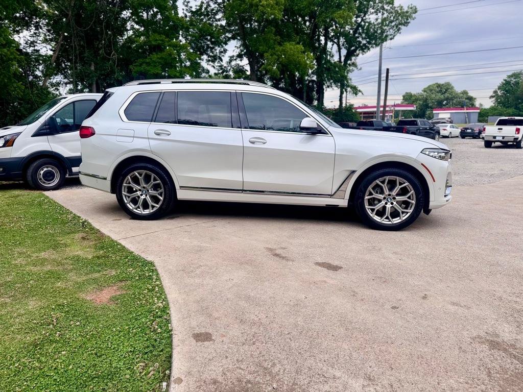 Used 2022 BMW X7 xDrive40i w/ Executive Package AWD/4WD image 17