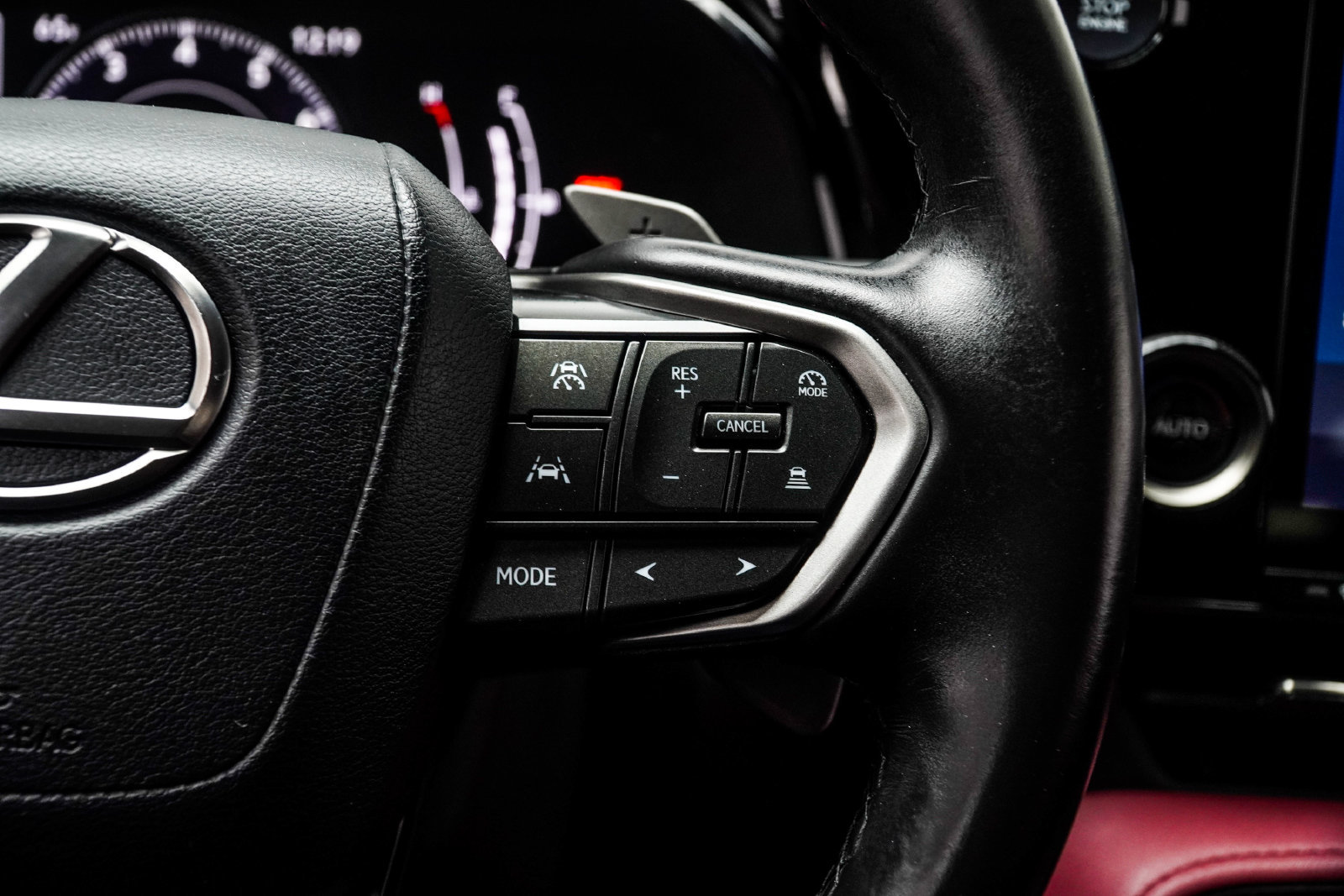 Used 2025 Lexus NX 250 FWD w/ Accessory Package (2T) image 28