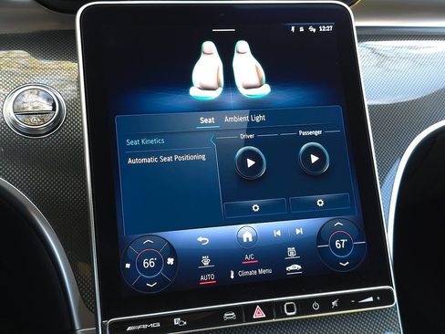 Used 2023 Mercedes-Benz C 43 AMG 4MATIC Sedan image 40