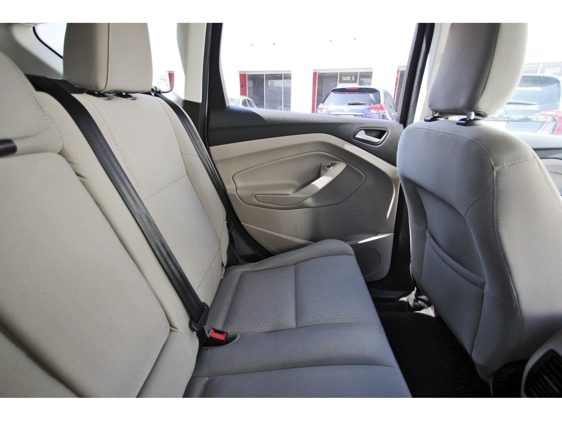 Used 2019 Ford Escape SE FWD image 13
