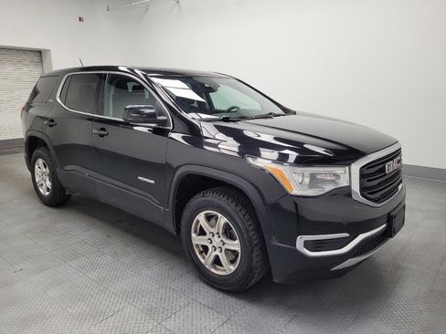 Used 2019 GMC Acadia SLE image 11
