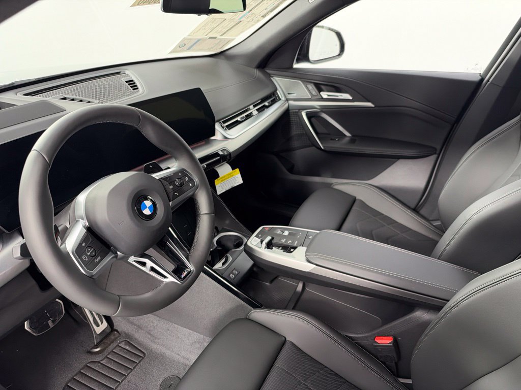 New 2027 BMW X2 xDrive28i w/ Technology Package AWD/4WD image 12