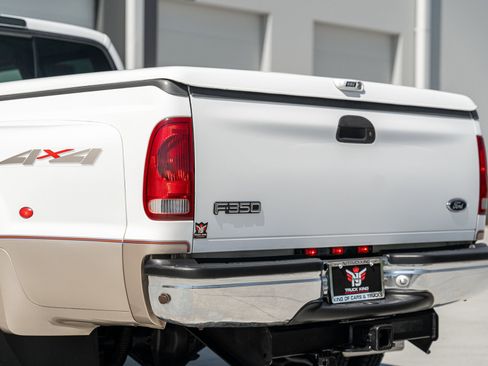 Used 1999 Ford F350 4x4 Crew Cab DRW Super Duty image 16