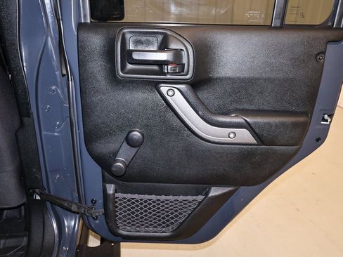 Used 2018 Jeep Wrangler Unlimited Sport image 15