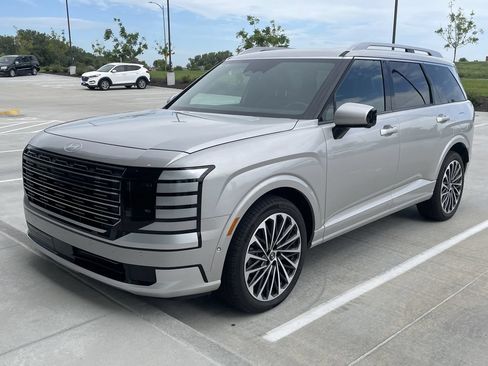 Used 2026 Hyundai Palisade Calligraphy AWD/4WD image 1