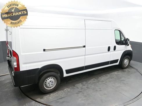 Used 2025 RAM ProMaster 2500 w/ Convenience Group image 30