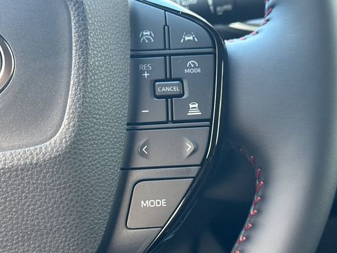 New 2026 Toyota Prius Plug-In Hybrid FWD image 27