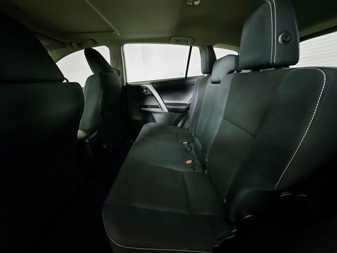 Used 2018 Toyota RAV4 XLE FWD image 27