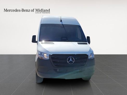 New 2026 Mercedes-Benz Sprinter 2500 image 3