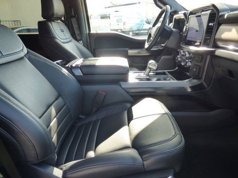 New 2025 Ford F150 Platinum w/ FX4 Off-Road Package image 15