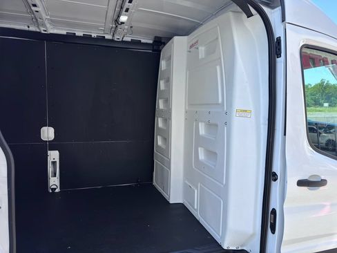 Used 2025 Ford Transit 250 148 Medium Roof w/ Load Area Protection Package RWD image 32