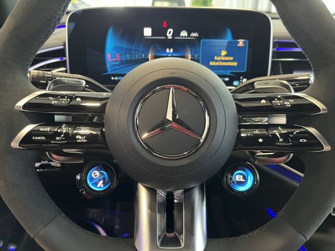 New 2026 Mercedes-Benz E 53 AMG 4MATIC Sedan image 23