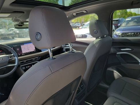 Certified 2025 Audi Q5 Premium w/ Convenience Package AWD/4WD image 25