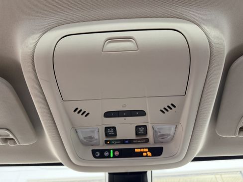Used 2023 GMC Acadia Denali w/ Trailering Package FWD image 17