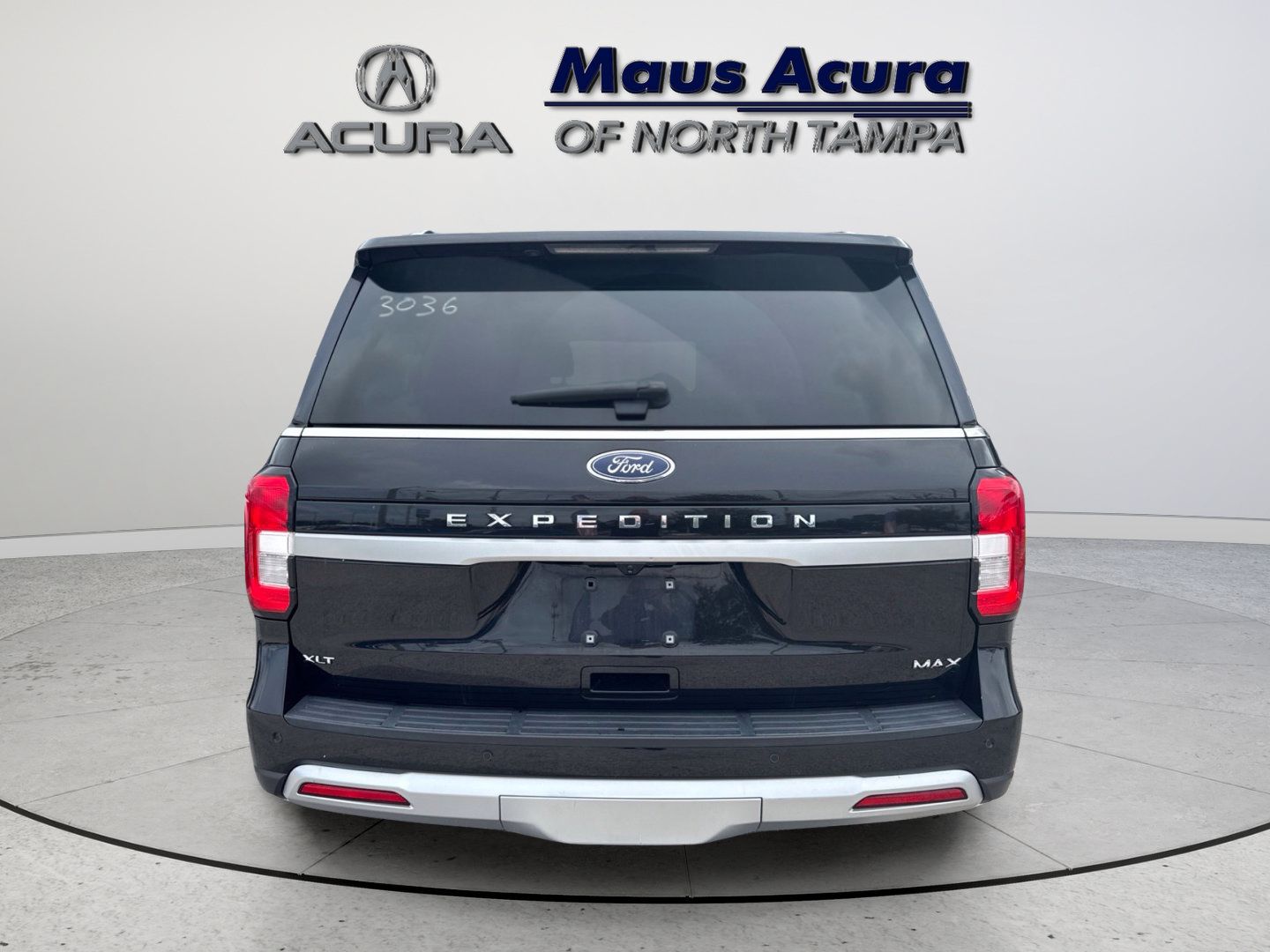 Used 2024 Ford Expedition Max XLT AWD/4WD image 4