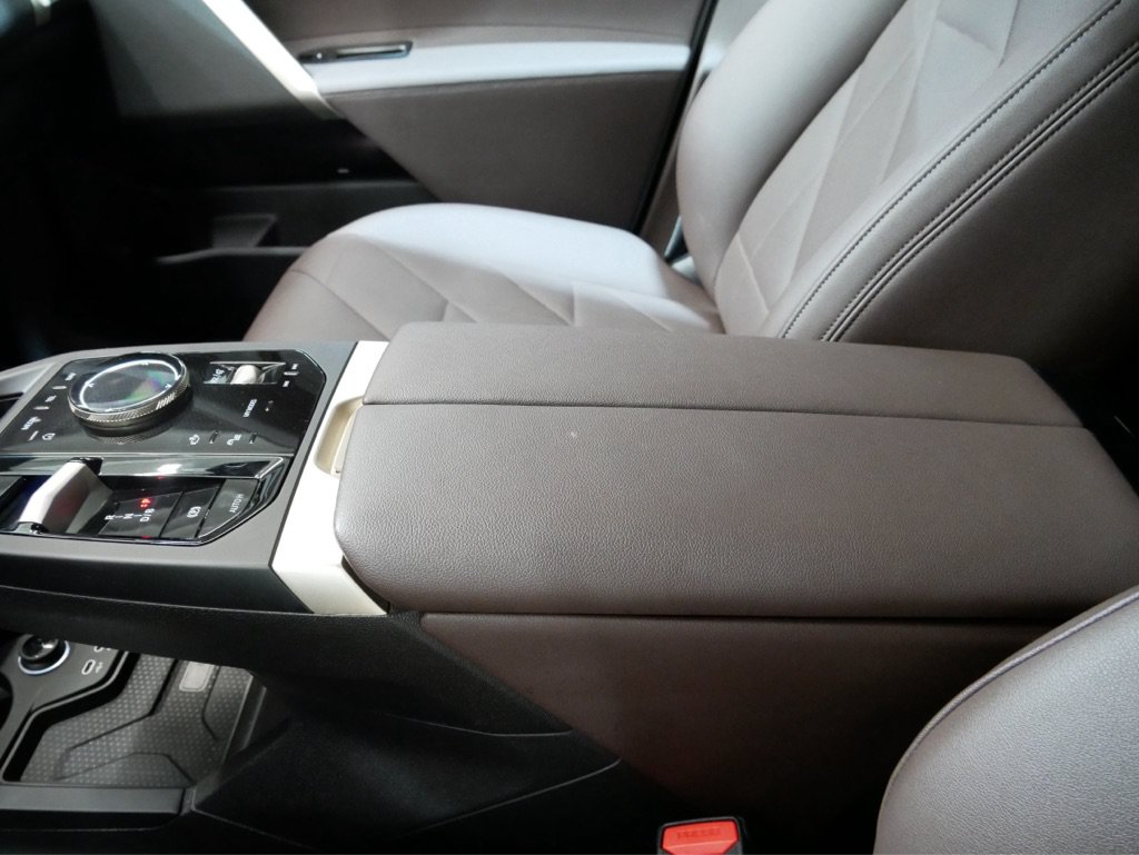 Used 2024 BMW iX xDrive50 AWD/4WD image 20