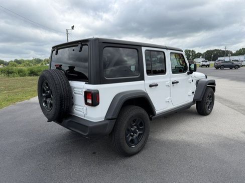 Used 2026 Jeep Wrangler Unlimited Sport AWD/4WD image 8