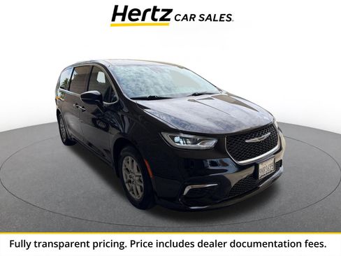 Used 2025 Chrysler Pacifica Select FWD image 1