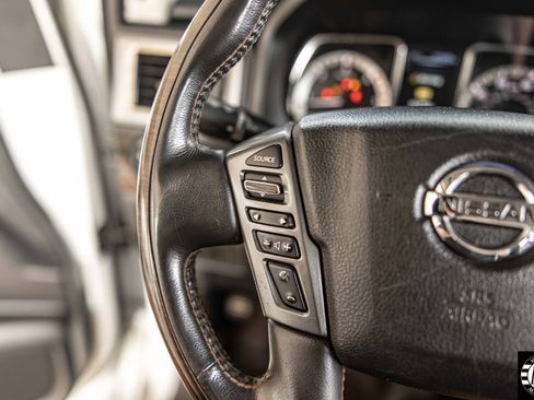 Used 2017 Nissan Titan Platinum Reserve image 22