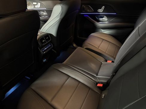 Certified 2025 Mercedes-Benz GLS 450 4MATIC image 21