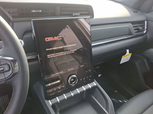 New 2026 GMC Terrain AT4 w/ Convenience Package III image 8