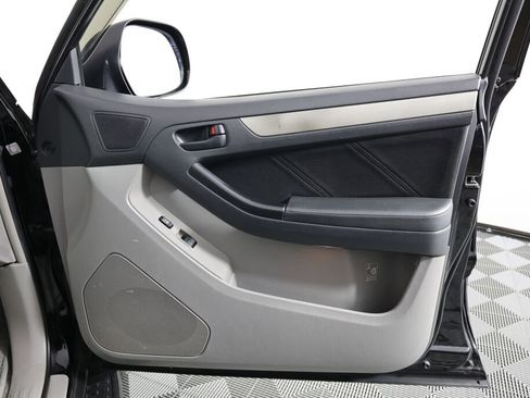 Used 2007 Toyota 4Runner SR5 image 25