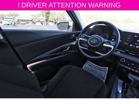 Used 2021 Hyundai Elantra SEL image 9