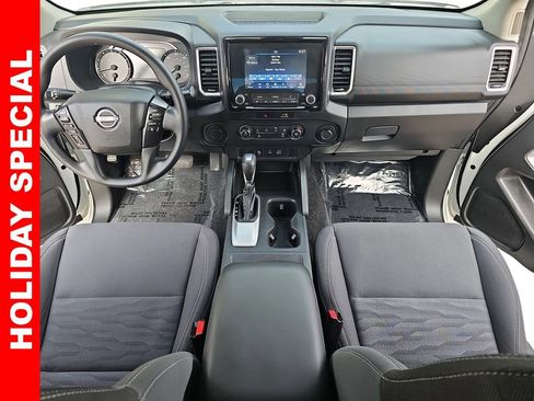 Used 2023 Nissan Frontier SV w/ Technology Package image 9