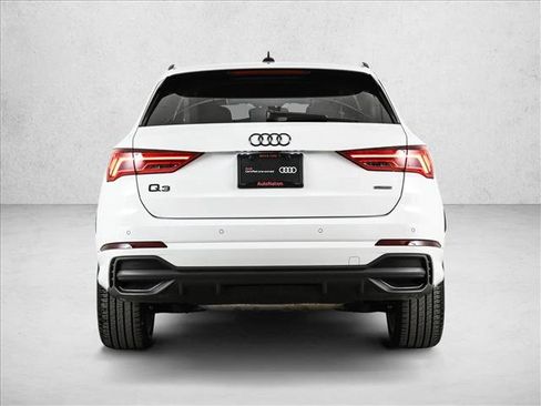 Certified 2025 Audi Q3 2.0T Premium w/ Convenience Package image 7