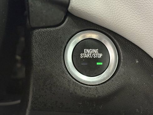 Used 2024 Chevrolet Equinox LS w/ LS Convenience Package image 24