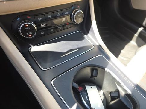 Used 2019 Mercedes-Benz CLA 250 4MATIC image 31