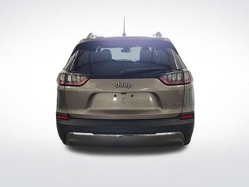 Used 2020 Jeep Cherokee Limited w/ Technology Group FWD image 8