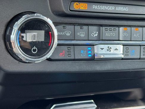Used 2022 Ford F250 Lariat w/ Chrome Package AWD/4WD image 20