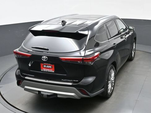 Used 2022 Toyota Highlander Platinum AWD/4WD image 43