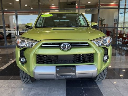 Certified 2023 Toyota 4Runner TRD Off-Road Premium image 2
