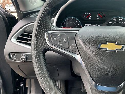 Used 2024 Chevrolet Malibu LT image 10